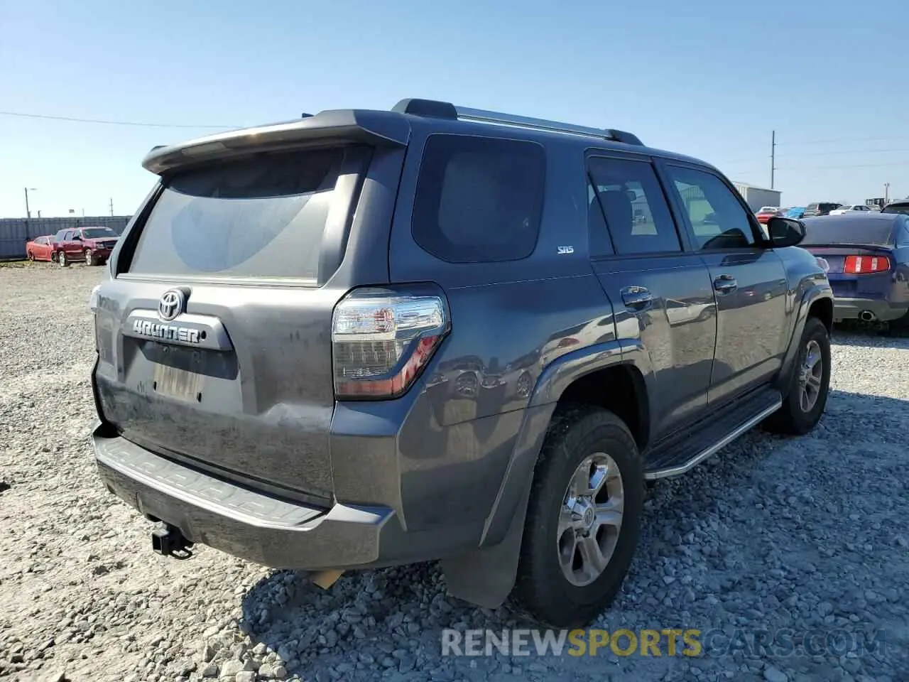 4 Фотография поврежденного автомобиля JTEBU5JR6K5683797 TOYOTA 4RUNNER 2019