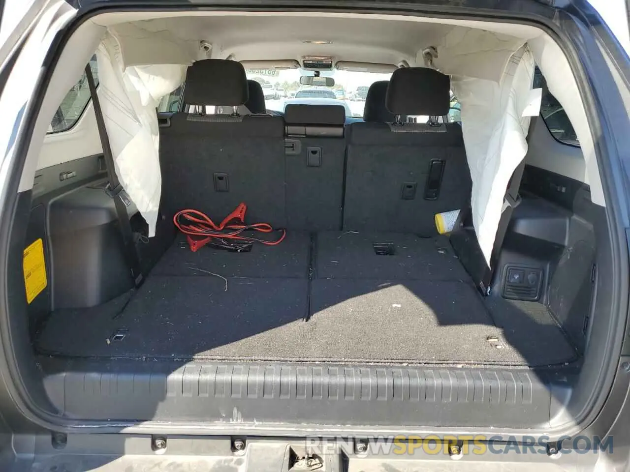 9 Фотография поврежденного автомобиля JTEBU5JR6K5683797 TOYOTA 4RUNNER 2019