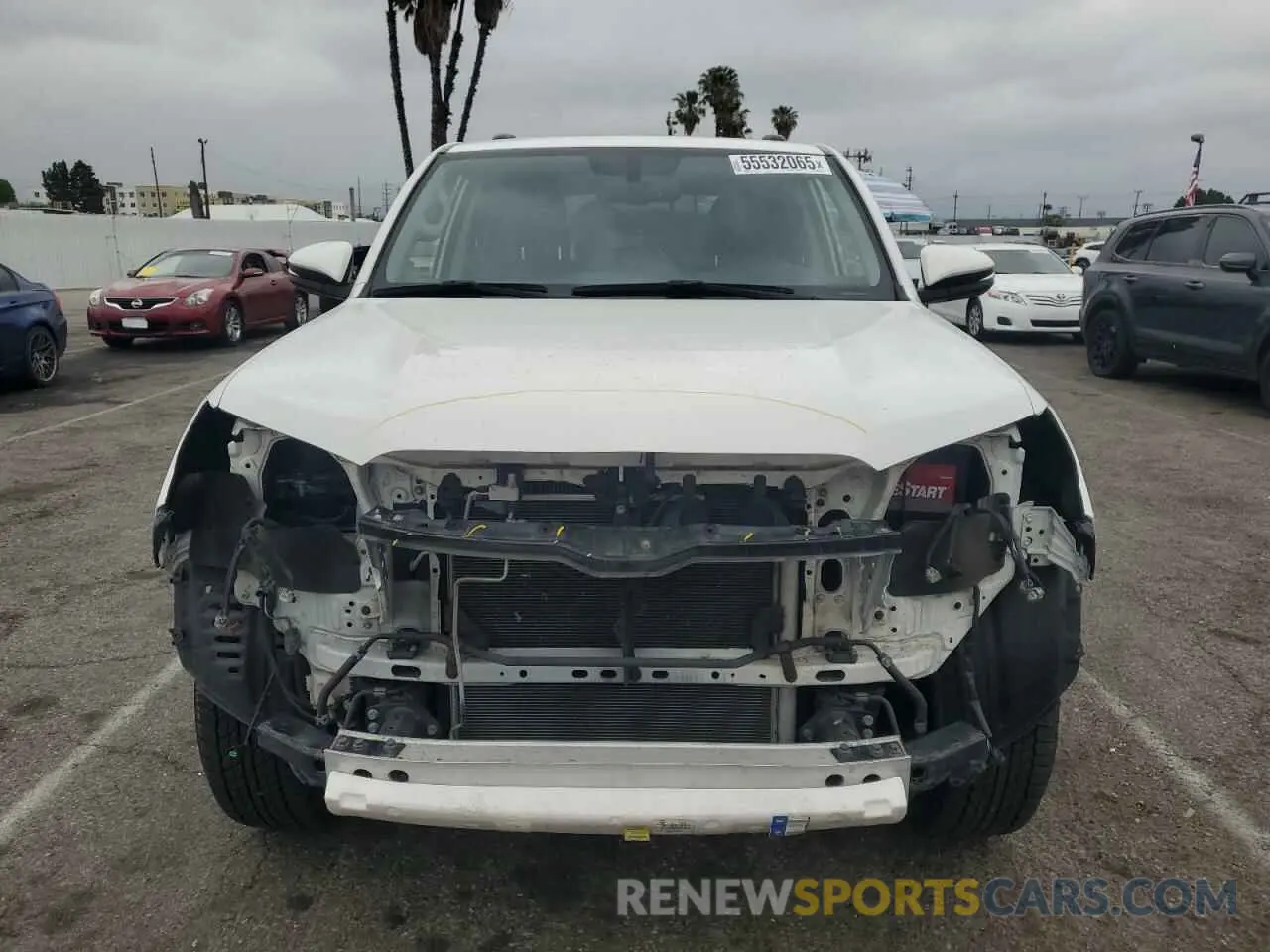 5 Фотография поврежденного автомобиля JTEBU5JR6K5727958 TOYOTA 4RUNNER 2019