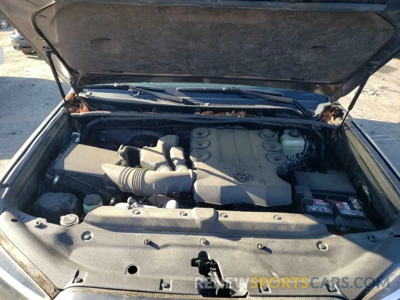 7 Photograph of a damaged car JTEBU5JR7K5650498 TOYOTA 4RUNNER 2019