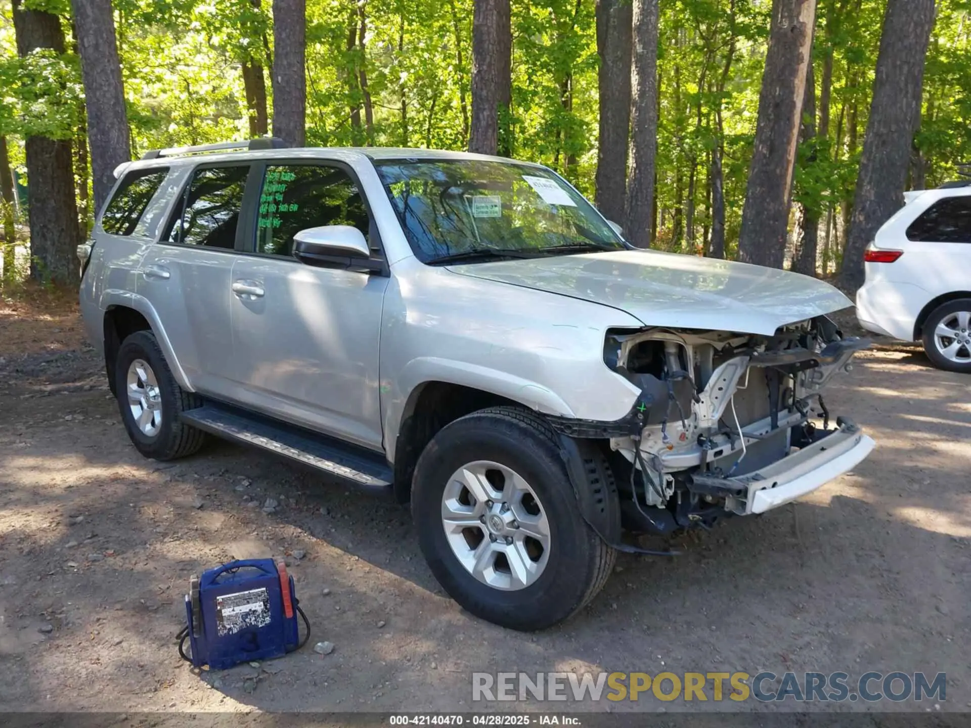 1 Фотография поврежденного автомобиля JTEBU5JR7K5656026 TOYOTA 4RUNNER 2019