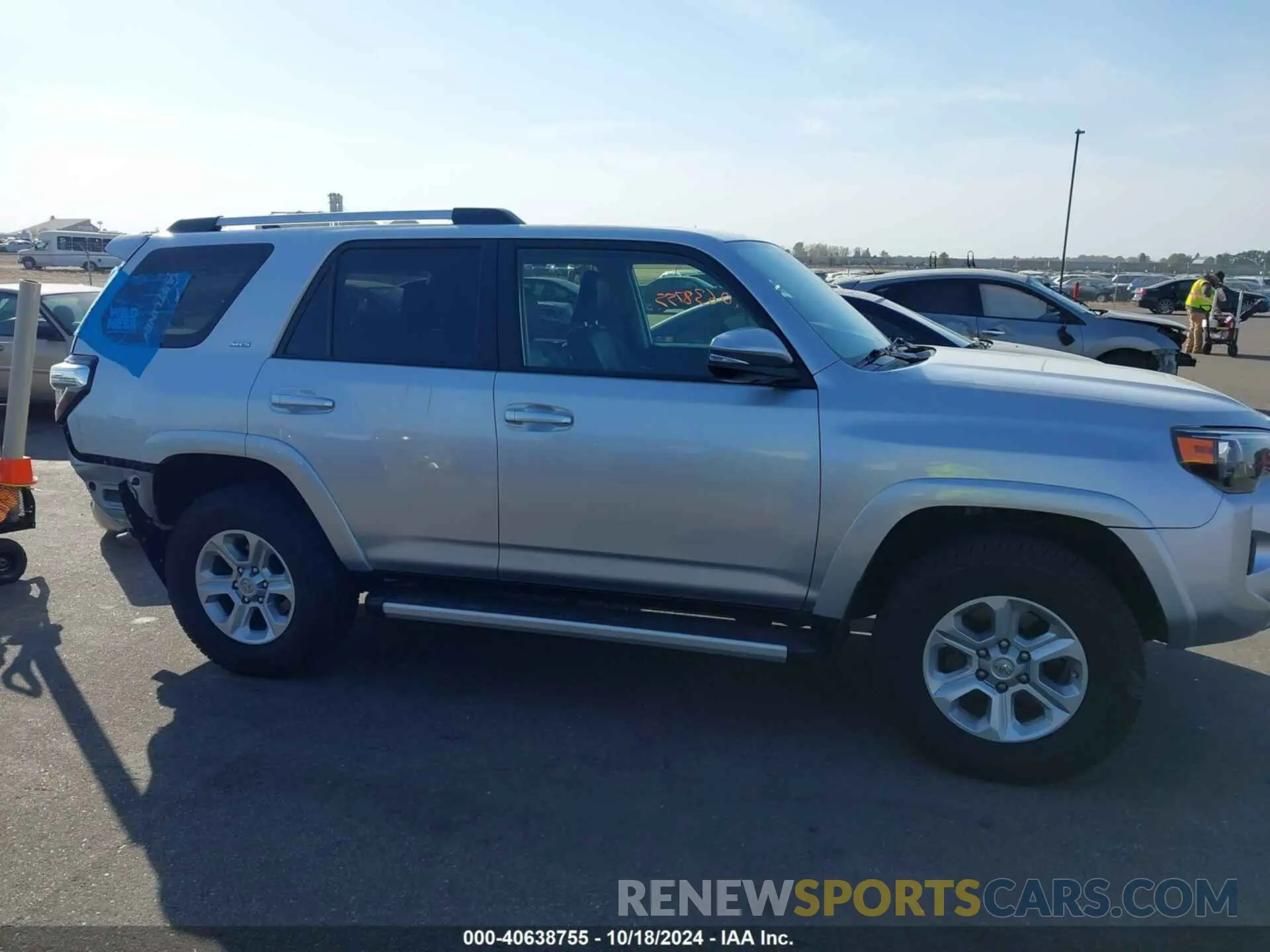 14 Фотография поврежденного автомобиля JTEBU5JR7K5659539 TOYOTA 4RUNNER 2019
