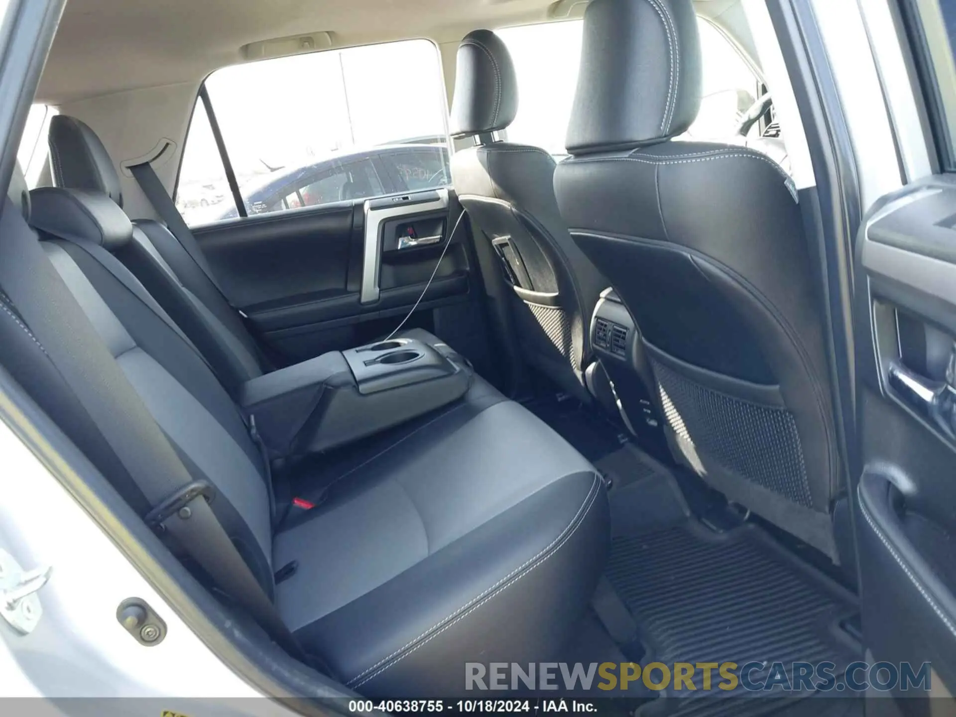 8 Фотография поврежденного автомобиля JTEBU5JR7K5659539 TOYOTA 4RUNNER 2019