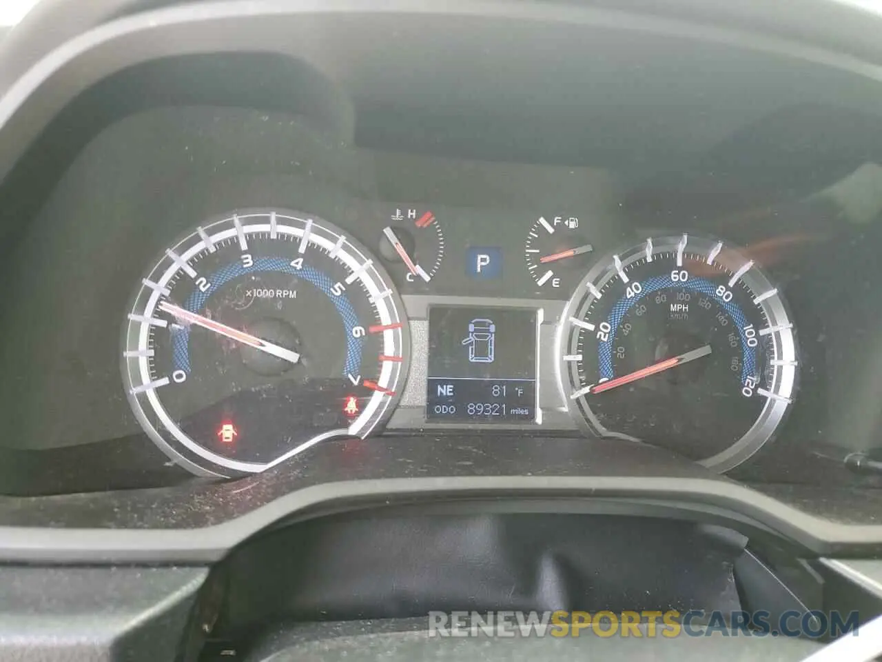9 Photograph of a damaged car JTEBU5JR7K5661856 TOYOTA 4RUNNER 2019