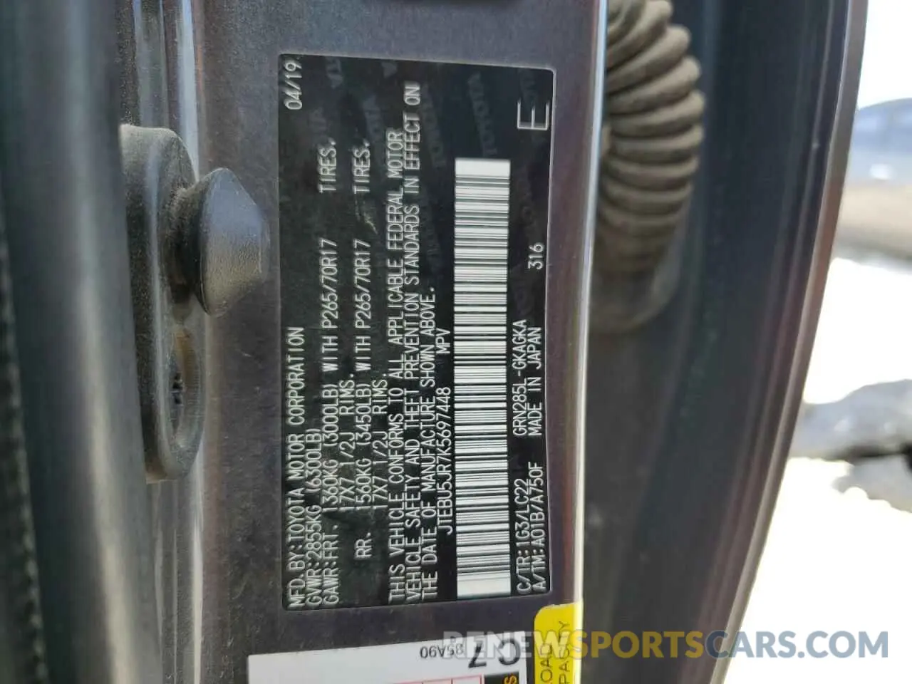 14 Фотография поврежденного автомобиля JTEBU5JR7K5697448 TOYOTA 4RUNNER 2019
