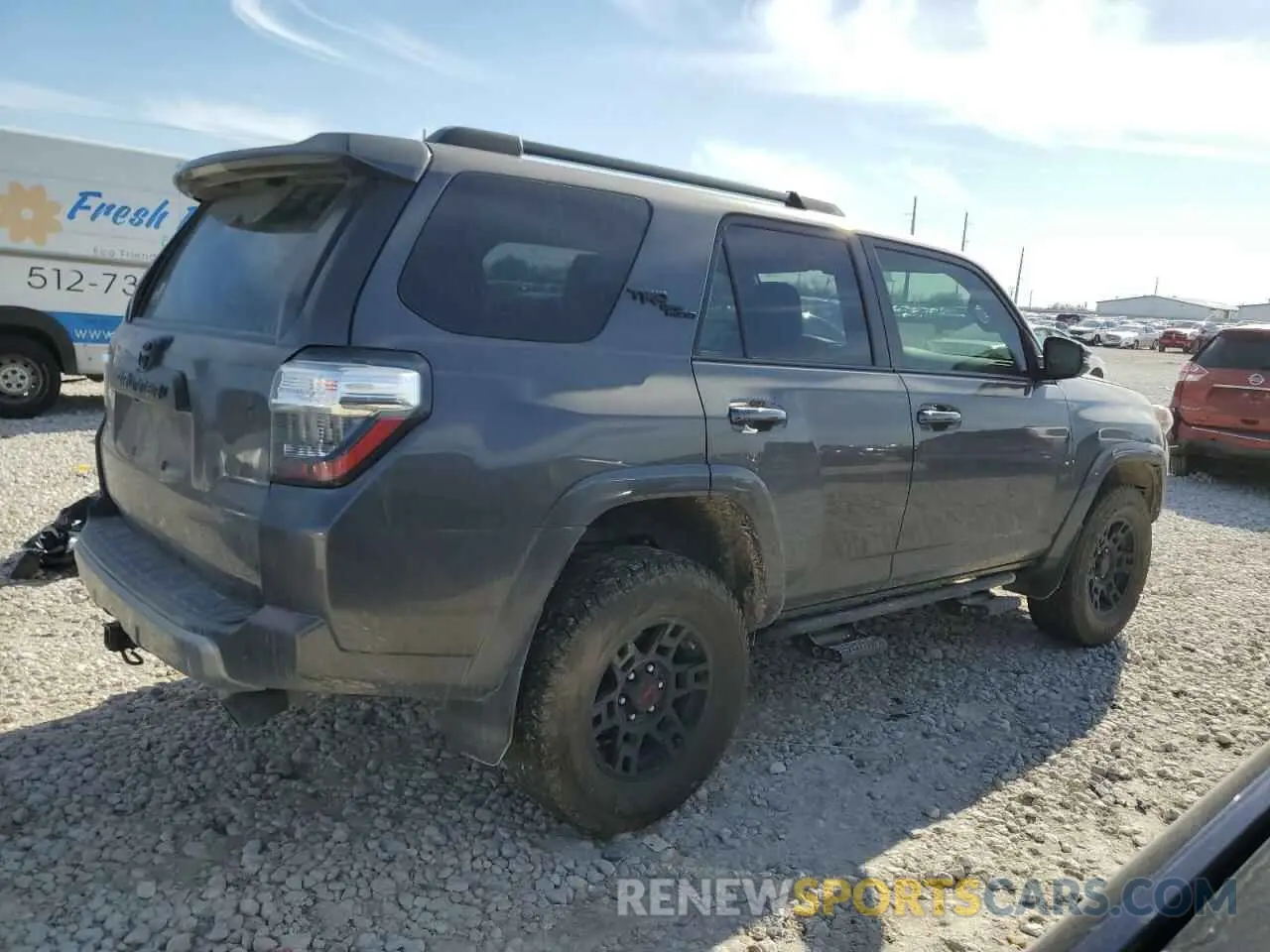 3 Фотография поврежденного автомобиля JTEBU5JR7K5697448 TOYOTA 4RUNNER 2019