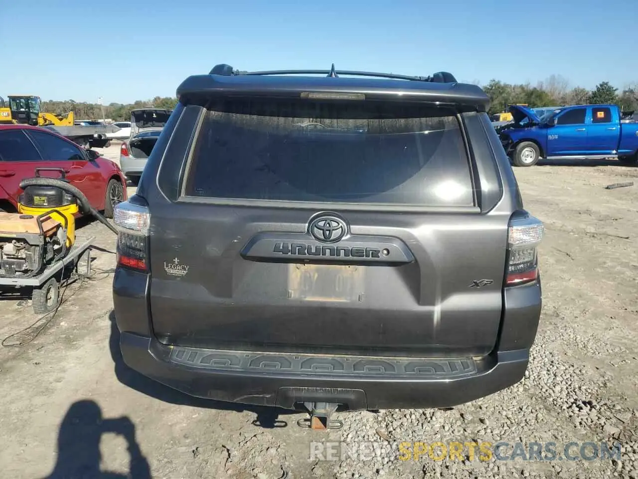 6 Photograph of a damaged car JTEBU5JR8K5623827 TOYOTA 4RUNNER 2019