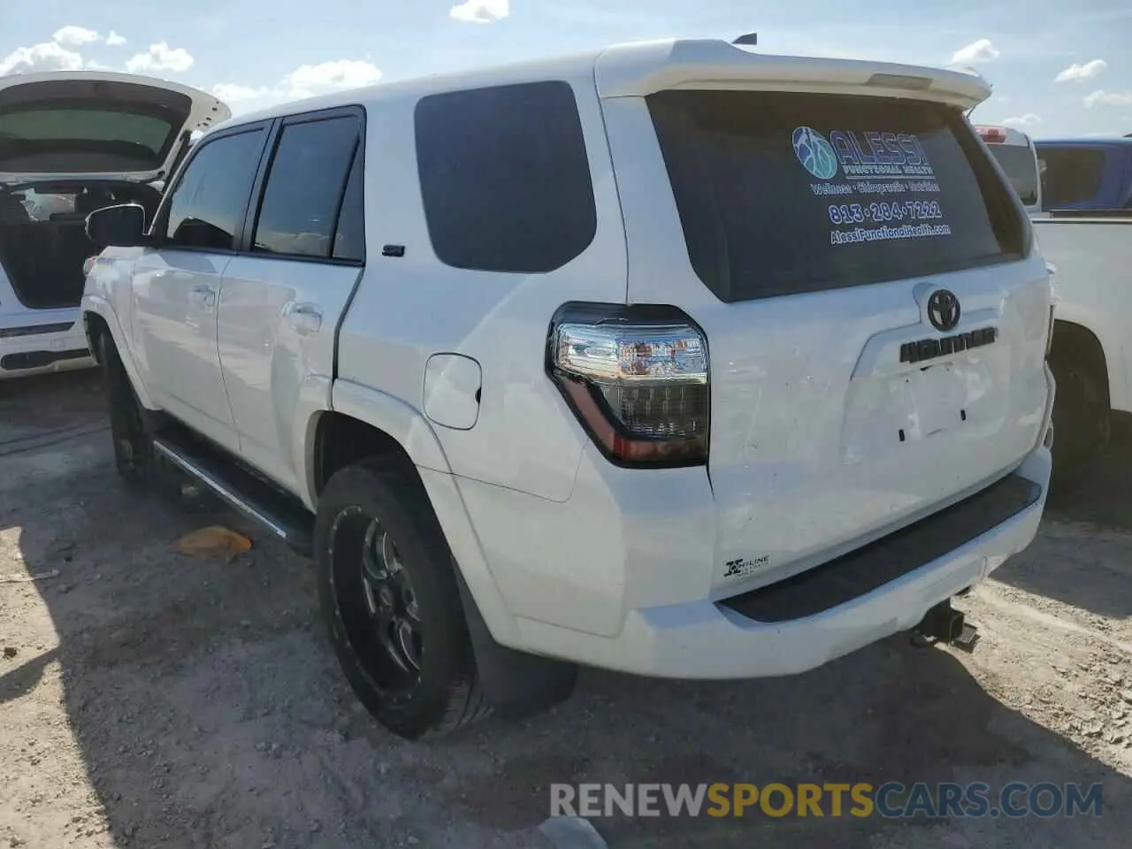 2 Photograph of a damaged car JTEBU5JR8K5628378 TOYOTA 4RUNNER 2019