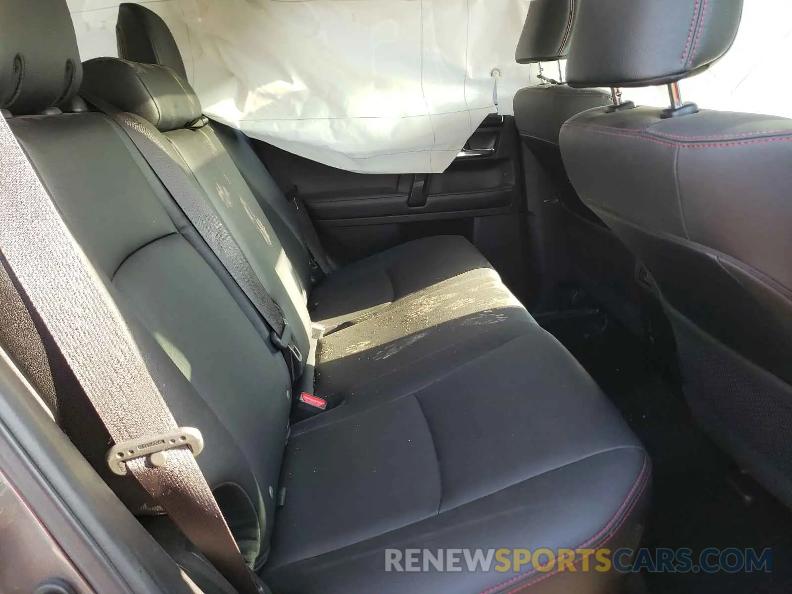 6 Photograph of a damaged car JTEBU5JR8K5645746 TOYOTA 4RUNNER 2019