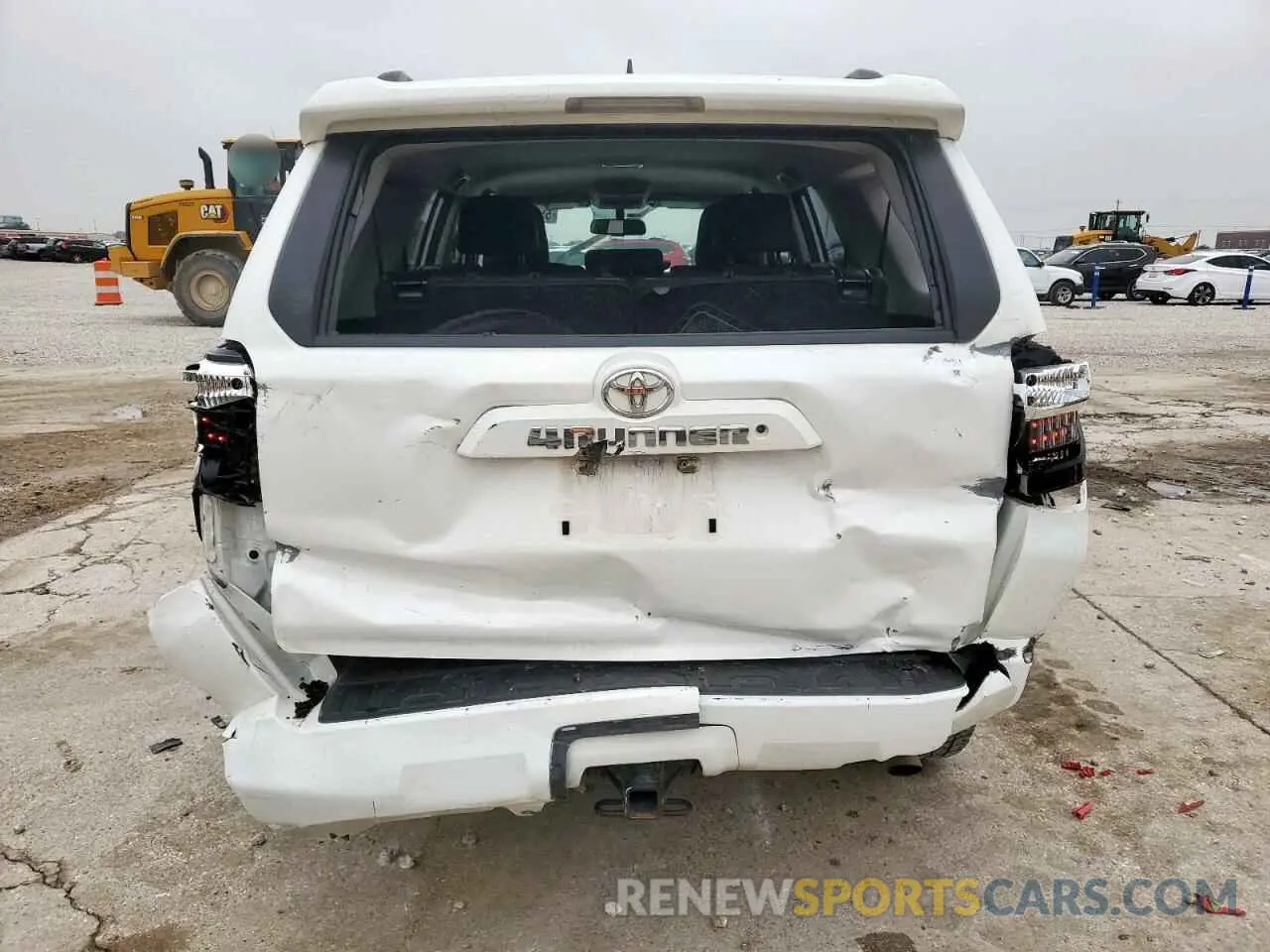 6 Photograph of a damaged car JTEBU5JR8K5650297 TOYOTA 4RUNNER 2019