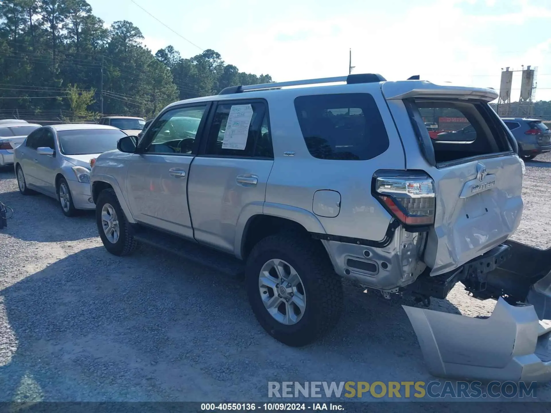 3 Photograph of a damaged car JTEBU5JR8K5669996 TOYOTA 4RUNNER 2019