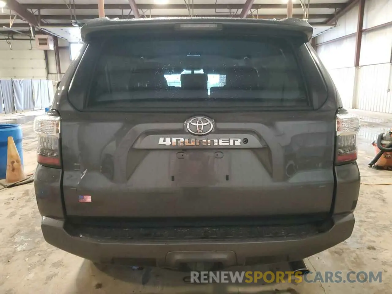 6 Фотография поврежденного автомобиля JTEBU5JR8K5694381 TOYOTA 4RUNNER 2019