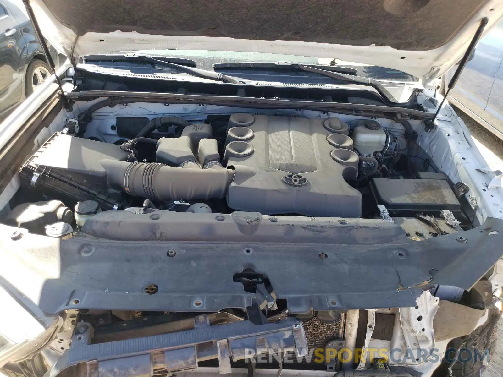 7 Фотография поврежденного автомобиля JTEBU5JR9K5664516 TOYOTA 4RUNNER 2019