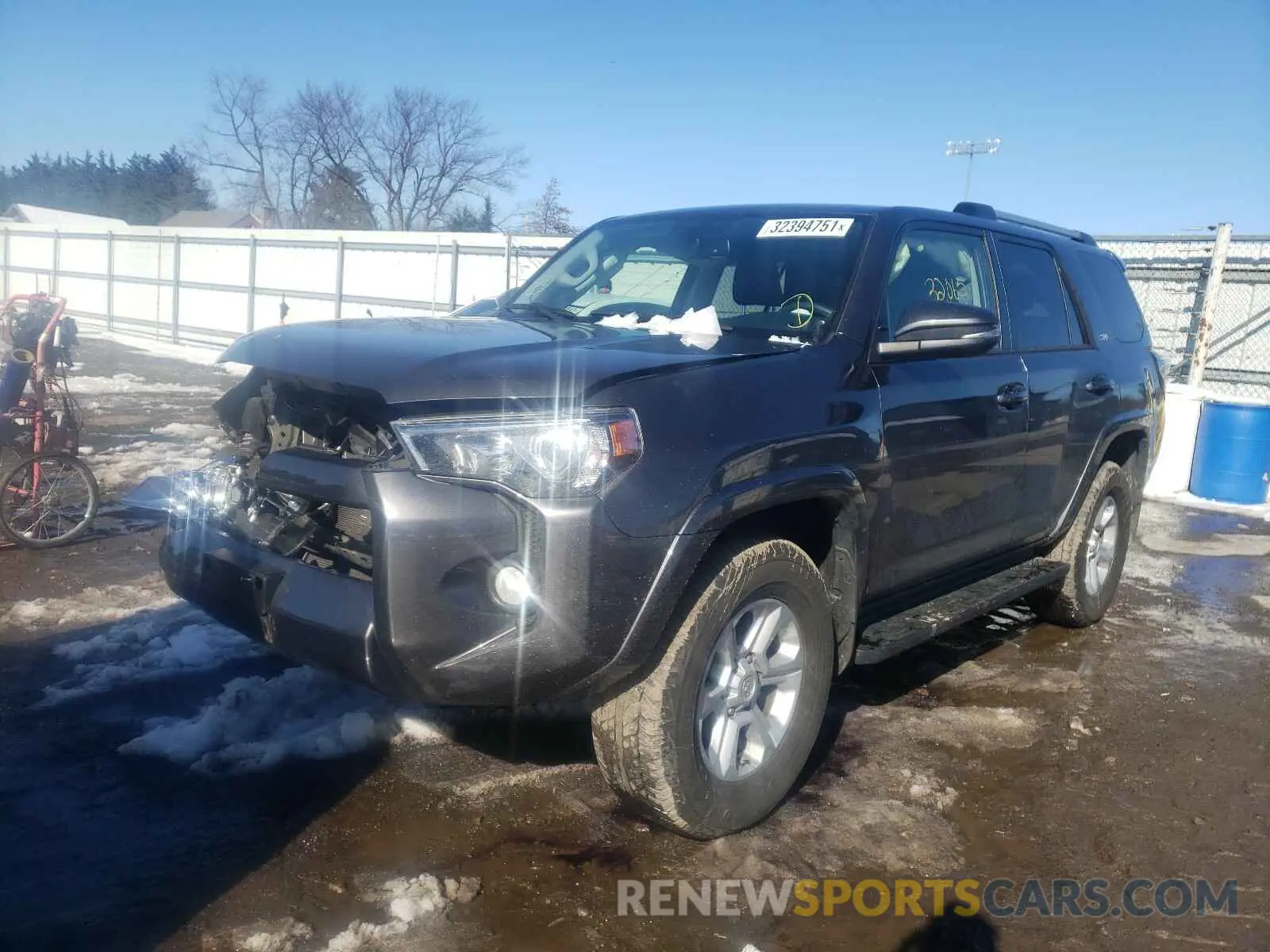 2 Photograph of a damaged car JTEBU5JR9K5669280 TOYOTA 4RUNNER 2019