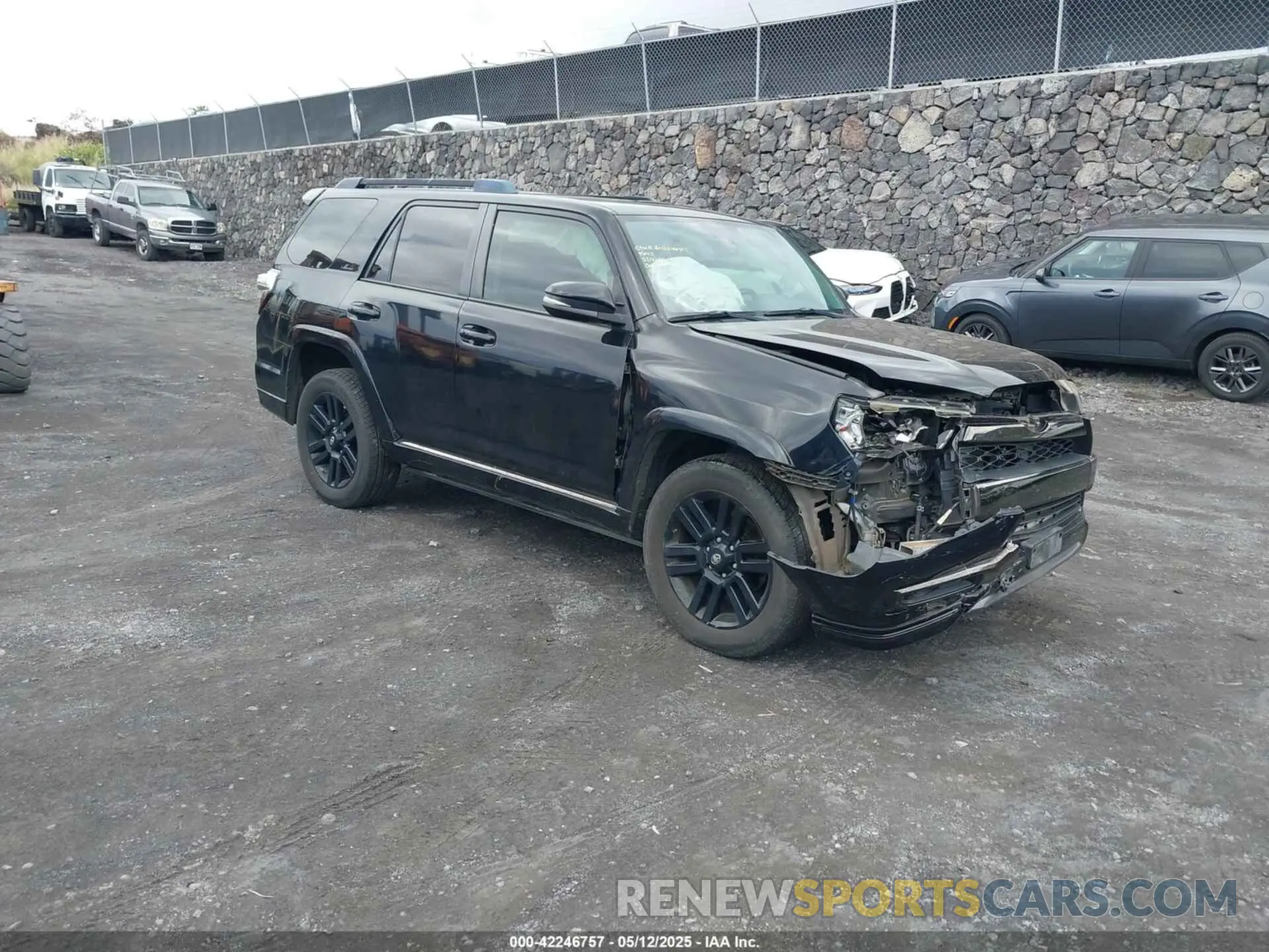 1 Photograph of a damaged car JTEBU5JR9K5672857 TOYOTA 4RUNNER 2019