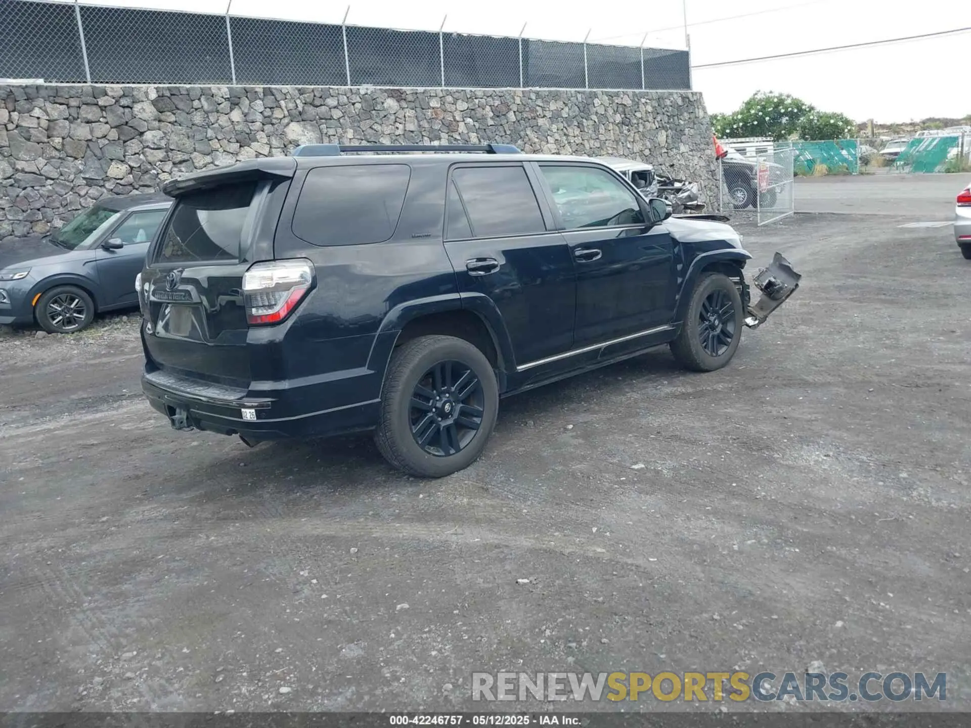 4 Photograph of a damaged car JTEBU5JR9K5672857 TOYOTA 4RUNNER 2019