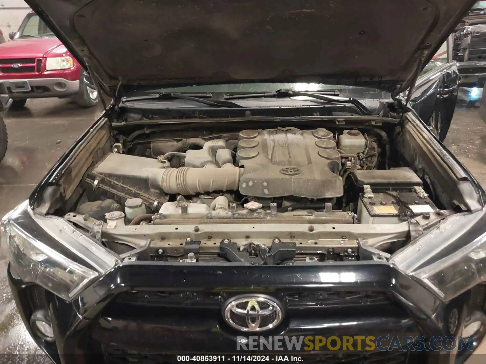 10 Фотография поврежденного автомобиля JTEBU5JR9K5678934 TOYOTA 4RUNNER 2019