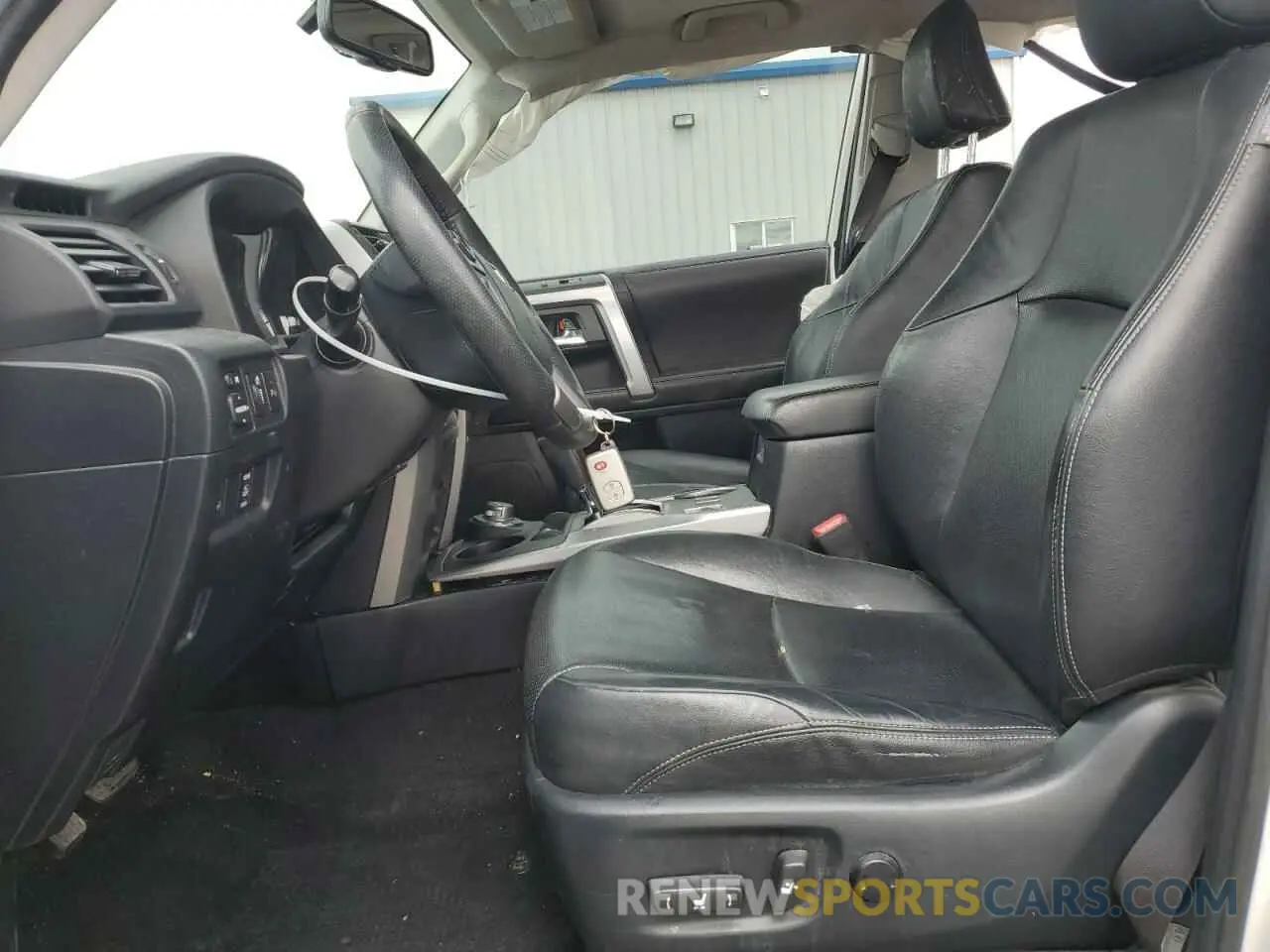 7 Photograph of a damaged car JTEBU5JR9K5720616 TOYOTA 4RUNNER 2019