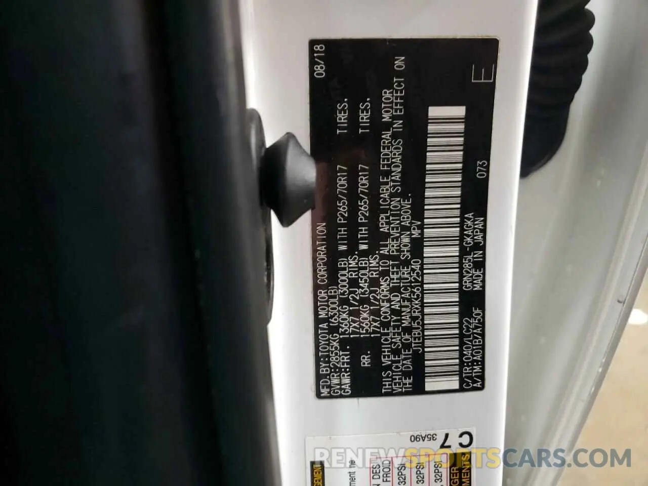 12 Photograph of a damaged car JTEBU5JRXK5612540 TOYOTA 4RUNNER 2019