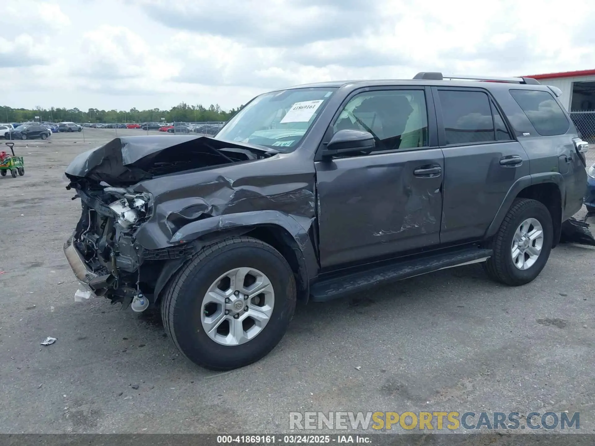 19 Фотография поврежденного автомобиля JTEBU5JRXK5638880 TOYOTA 4RUNNER 2019