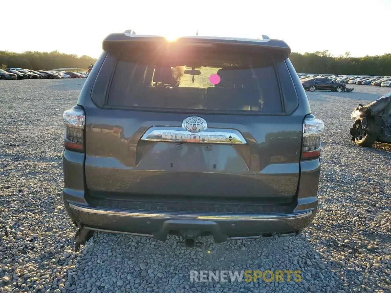6 Фотография поврежденного автомобиля JTEBU5JRXK5717577 TOYOTA 4RUNNER 2019
