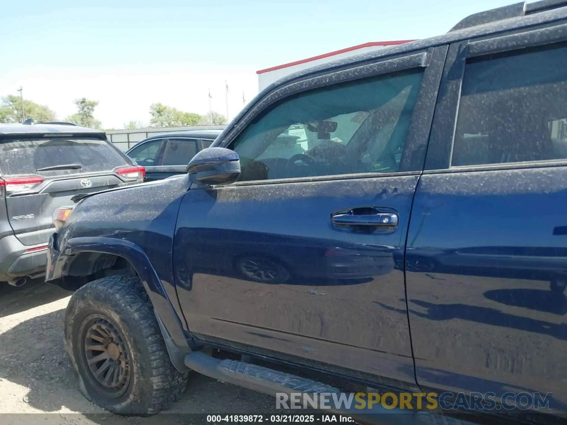 14 Photograph of a damaged car JTEBU5JRXK5721483 TOYOTA 4RUNNER 2019