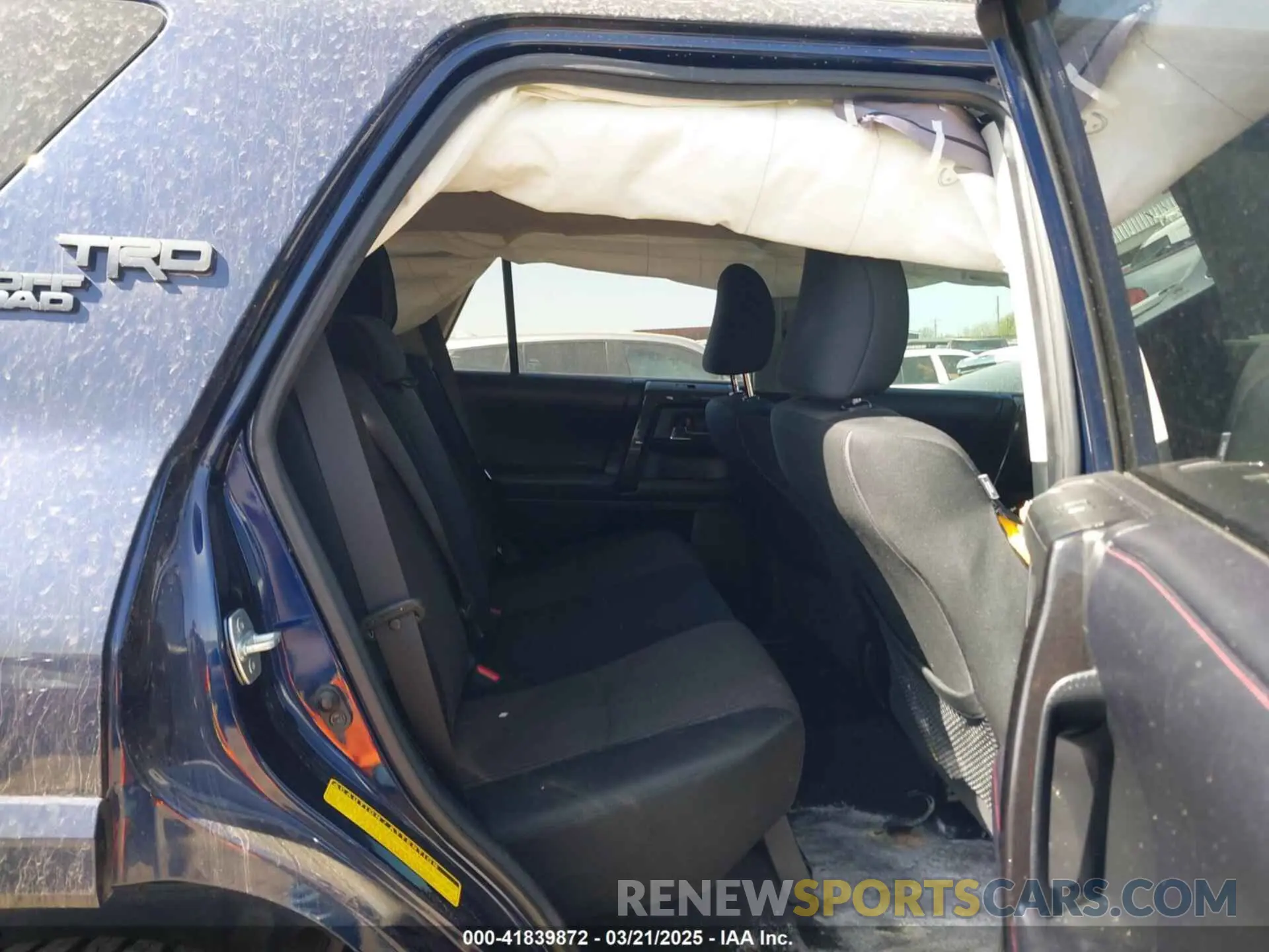 8 Photograph of a damaged car JTEBU5JRXK5721483 TOYOTA 4RUNNER 2019