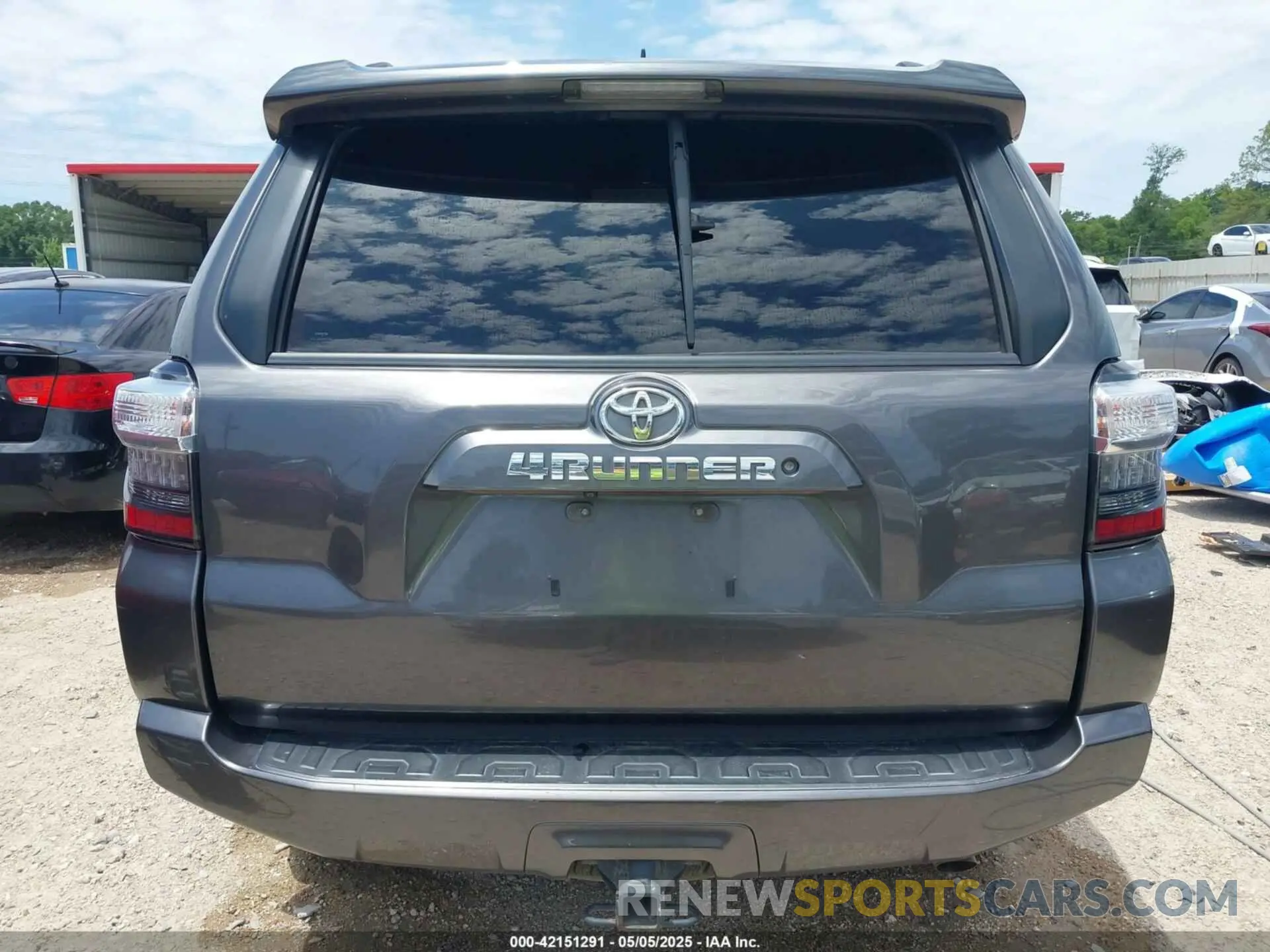16 Фотография поврежденного автомобиля JTEZU5JR0K5196349 TOYOTA 4RUNNER 2019