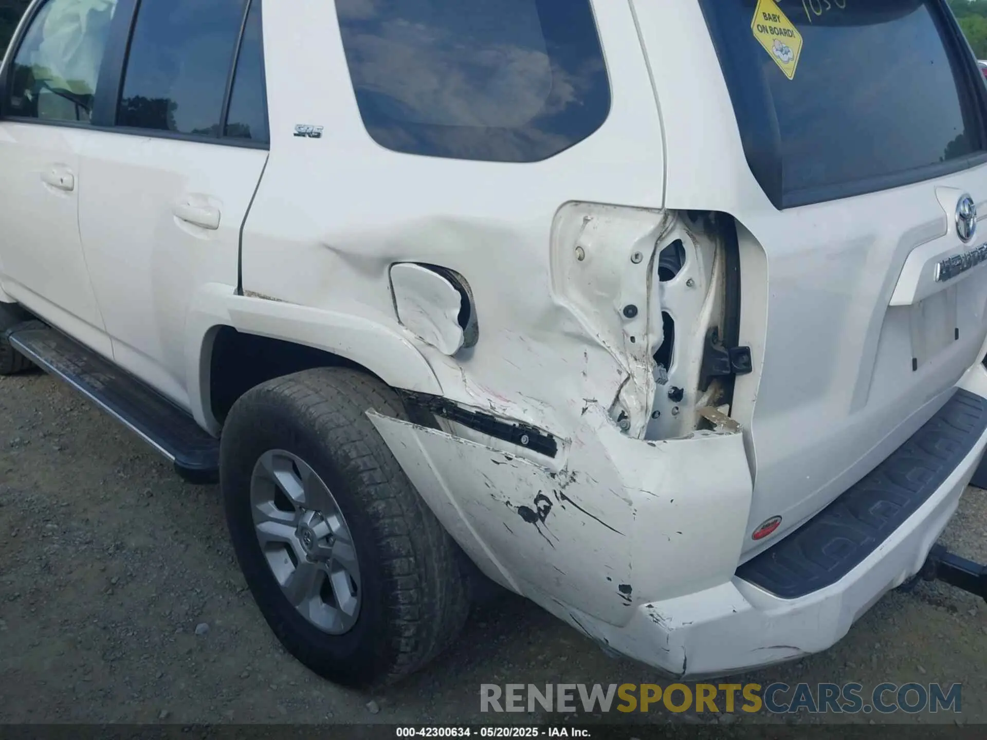 6 Фотография поврежденного автомобиля JTEZU5JR0K5199140 TOYOTA 4RUNNER 2019