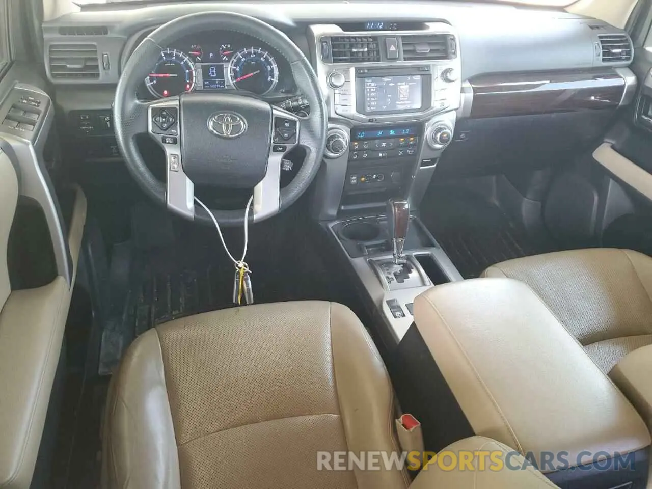 8 Photograph of a damaged car JTEZU5JR0K5200531 TOYOTA 4RUNNER 2019