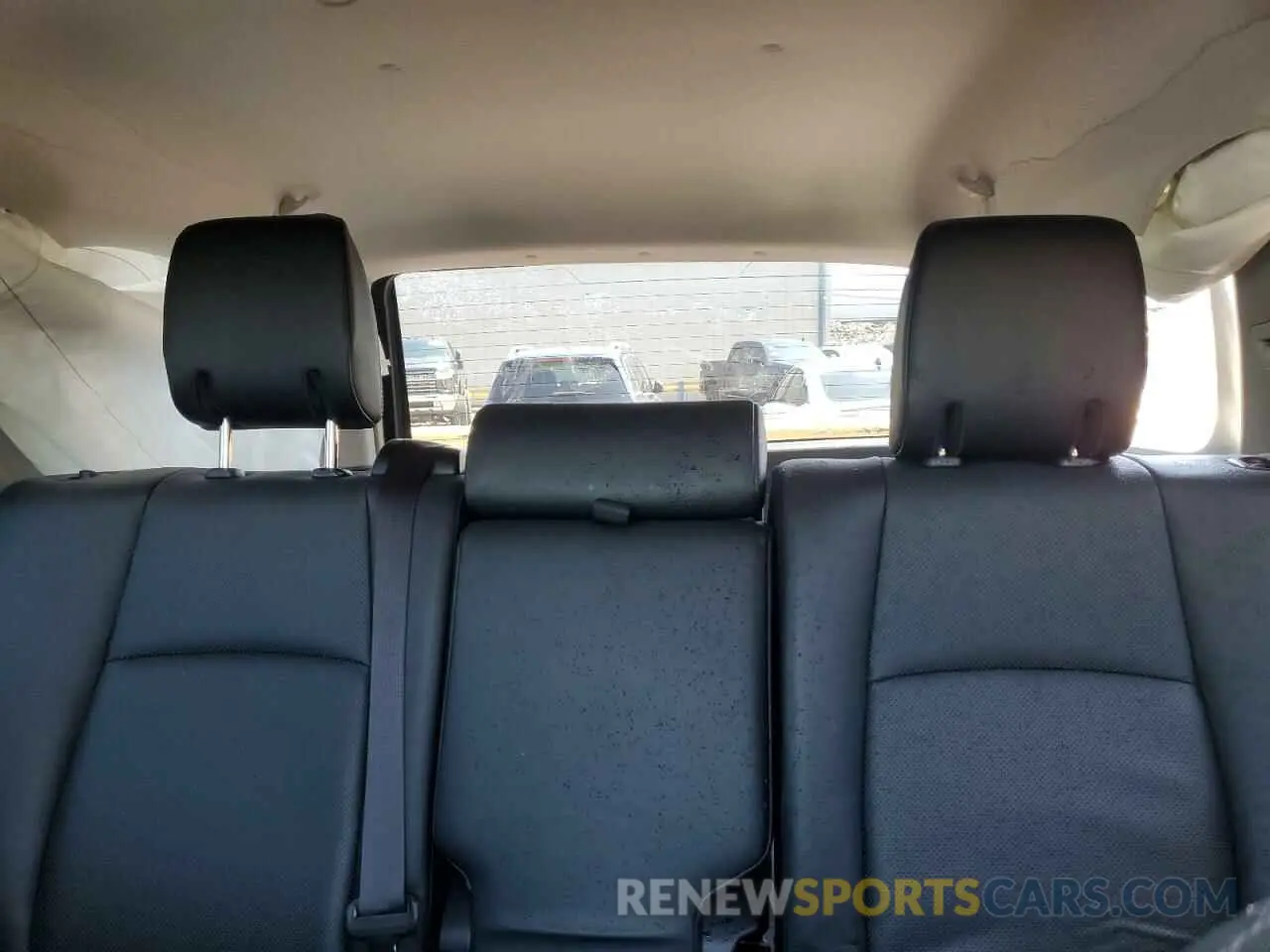 10 Photograph of a damaged car JTEZU5JR0K5200867 TOYOTA 4RUNNER 2019
