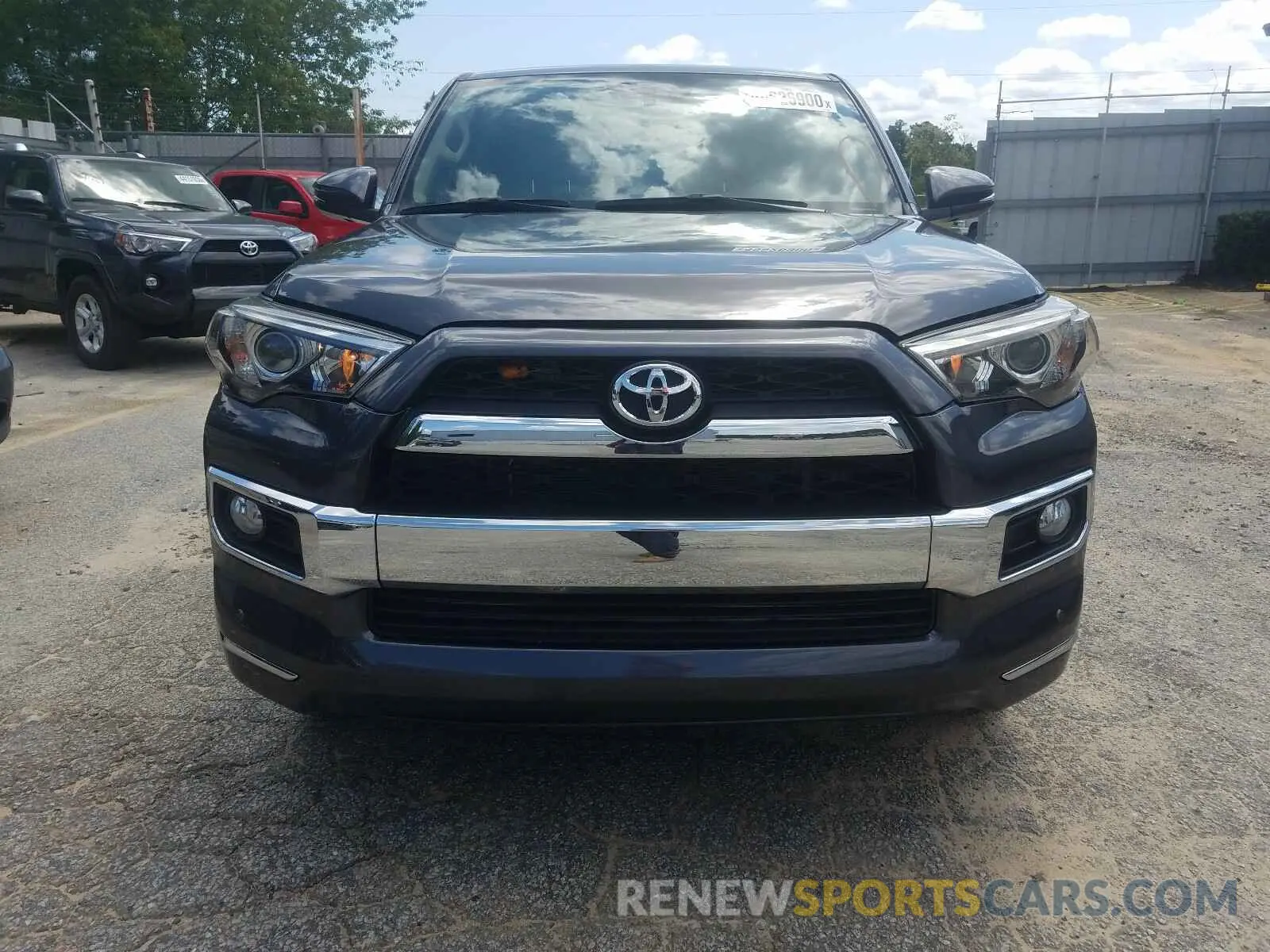 9 Photograph of a damaged car JTEZU5JR1K5192391 TOYOTA 4RUNNER 2019