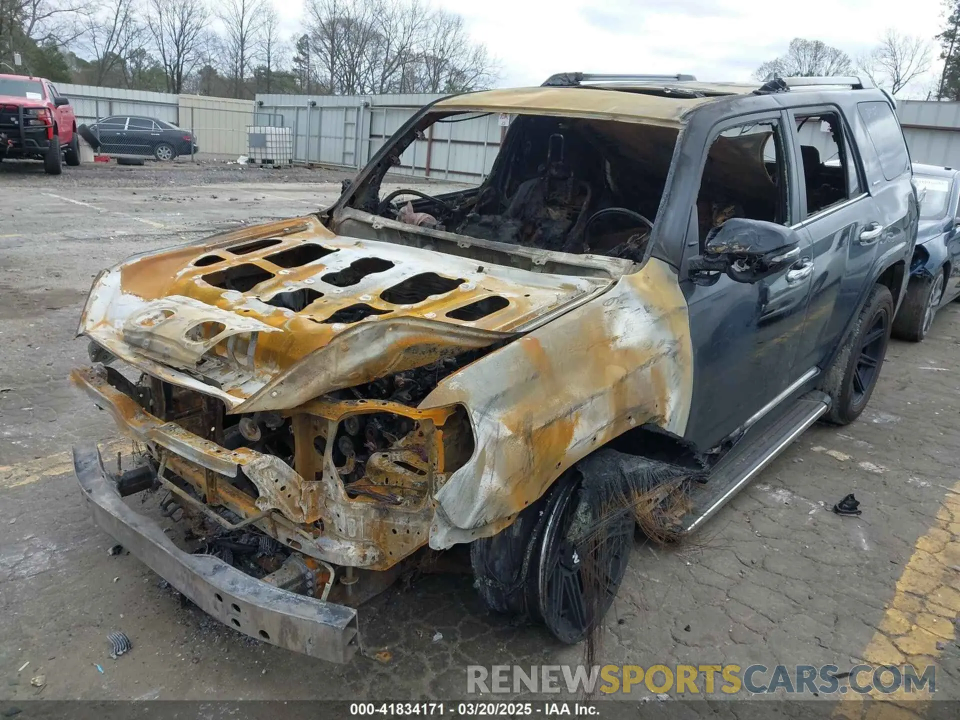 2 Photograph of a damaged car JTEZU5JR2K5198703 TOYOTA 4RUNNER 2019