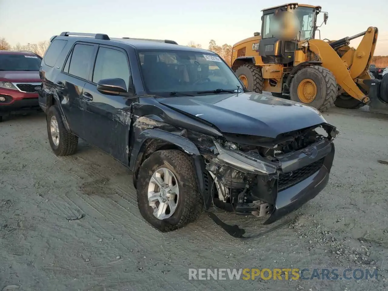 4 Photograph of a damaged car JTEZU5JR2K5212292 TOYOTA 4RUNNER 2019