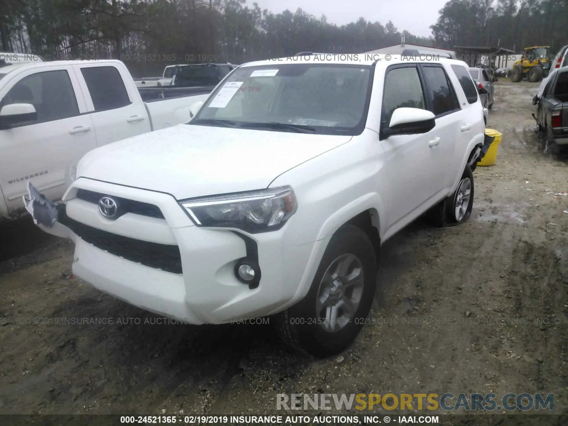 2 Photograph of a damaged car JTEZU5JR4K5200712 TOYOTA 4RUNNER 2019