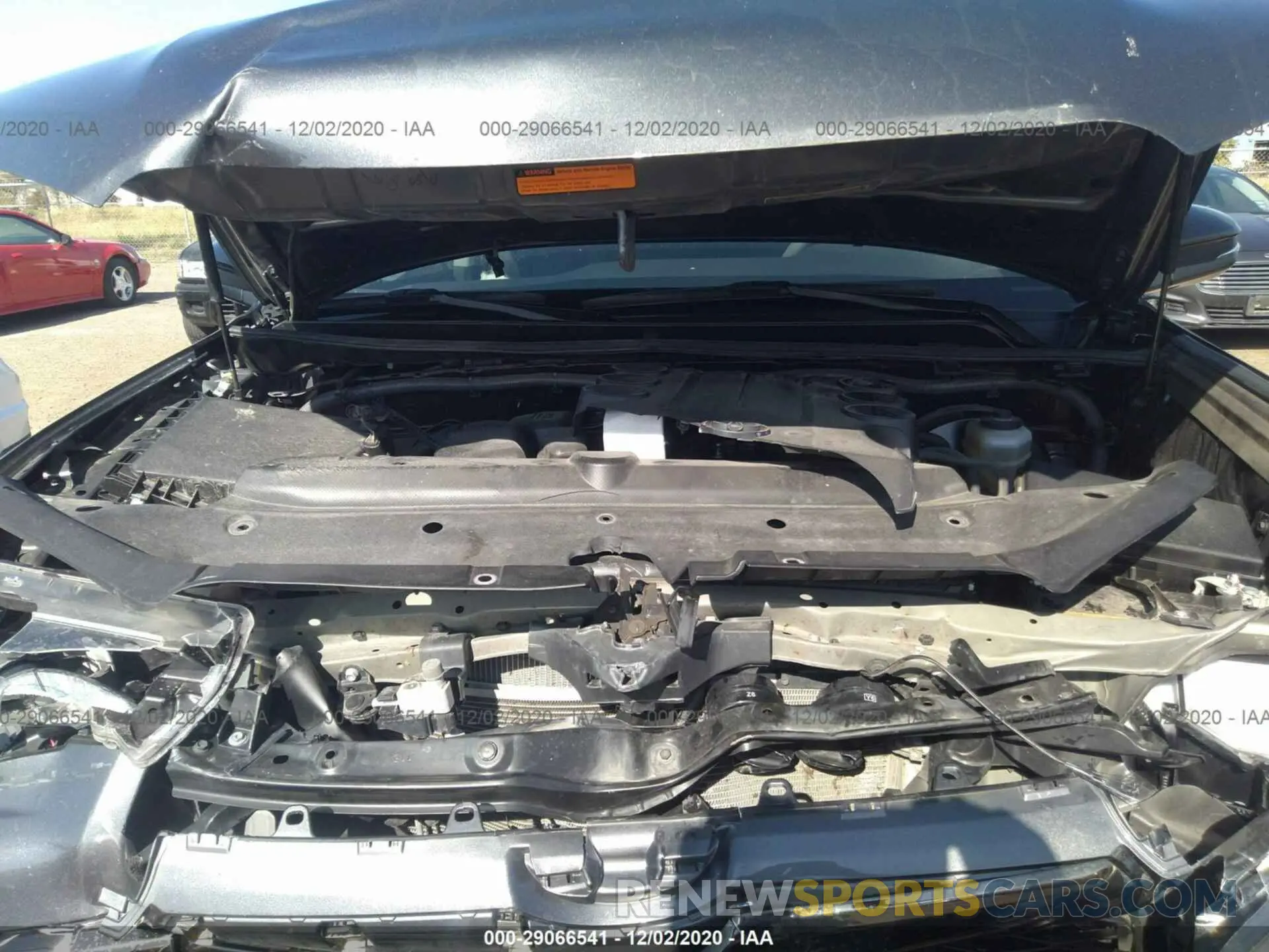 10 Photograph of a damaged car JTEZU5JR4K5204470 TOYOTA 4RUNNER 2019