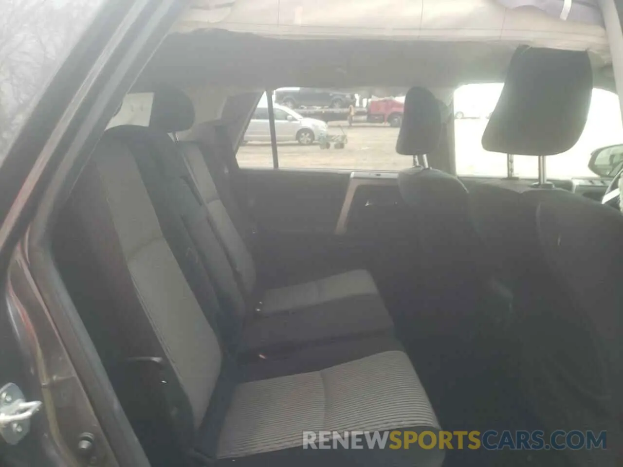 6 Фотография поврежденного автомобиля JTEZU5JR4K5209183 TOYOTA 4RUNNER 2019