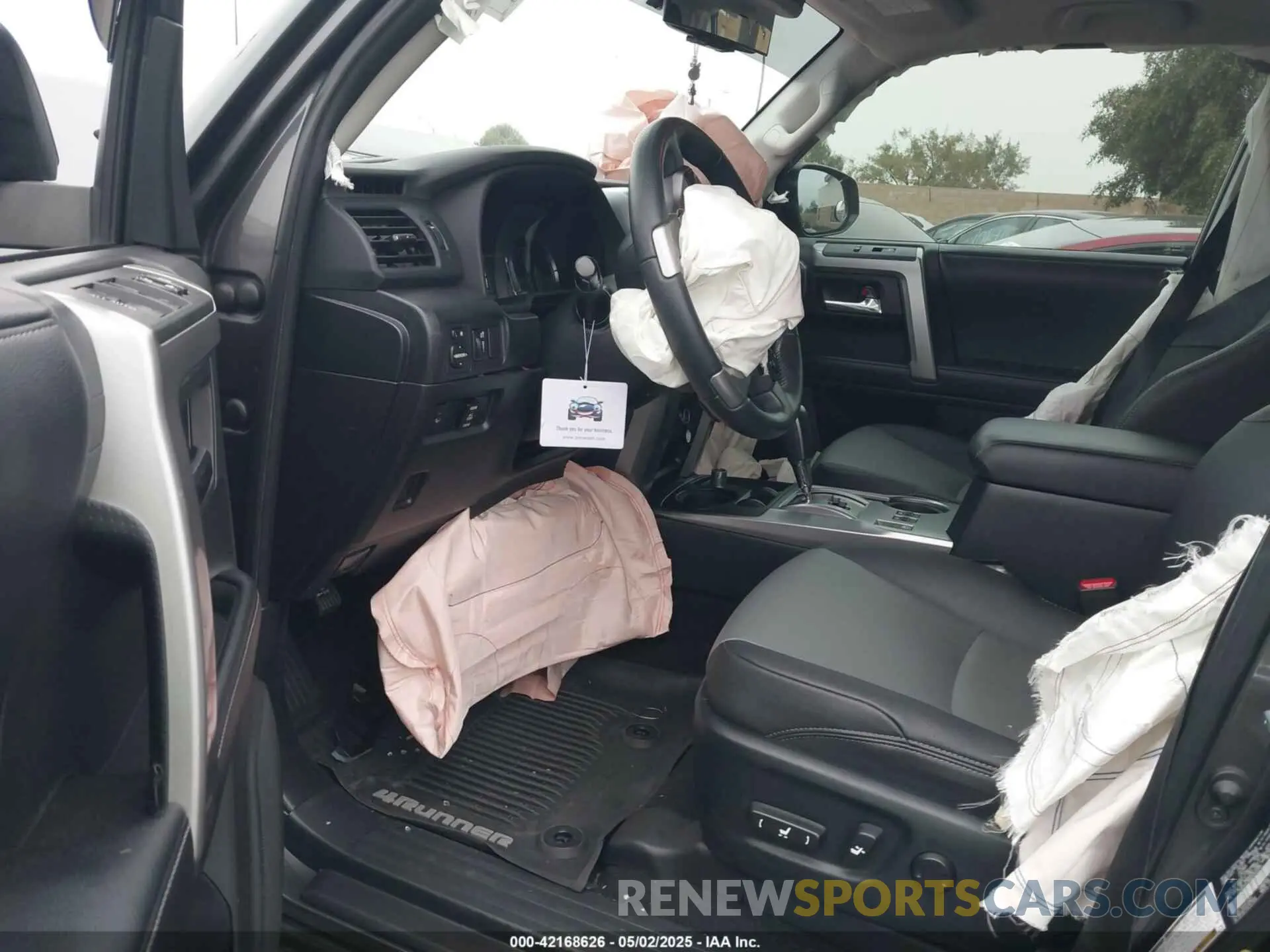 5 Photograph of a damaged car JTEZU5JR6K5200159 TOYOTA 4RUNNER 2019