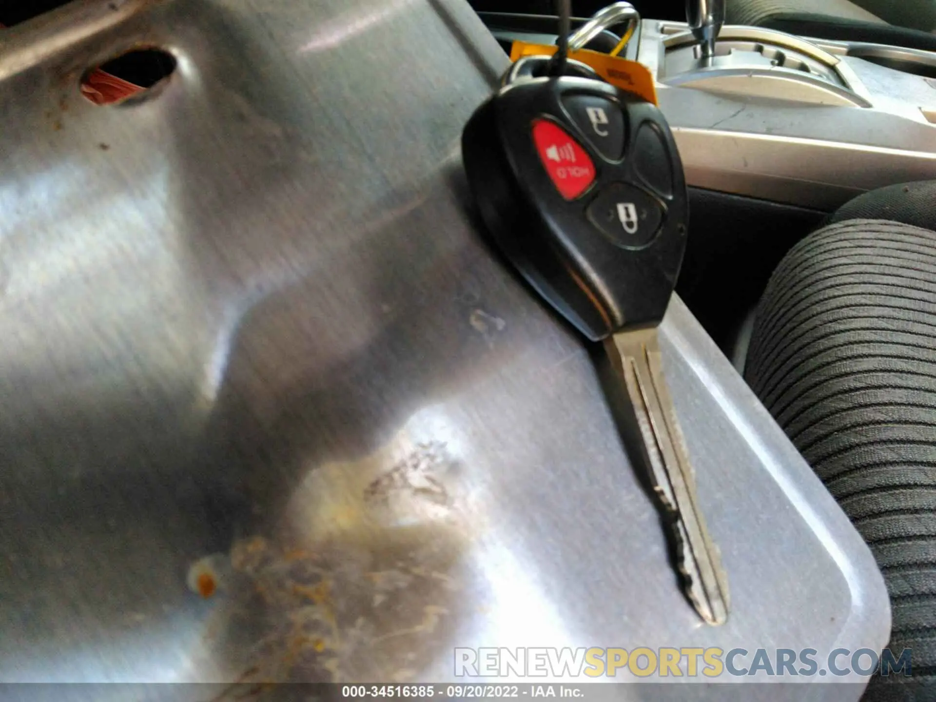 11 Photograph of a damaged car JTEZU5JR8K5202317 TOYOTA 4RUNNER 2019