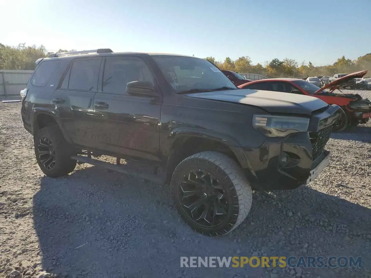 4 Photograph of a damaged car JTEZU5JR9K5200771 TOYOTA 4RUNNER 2019