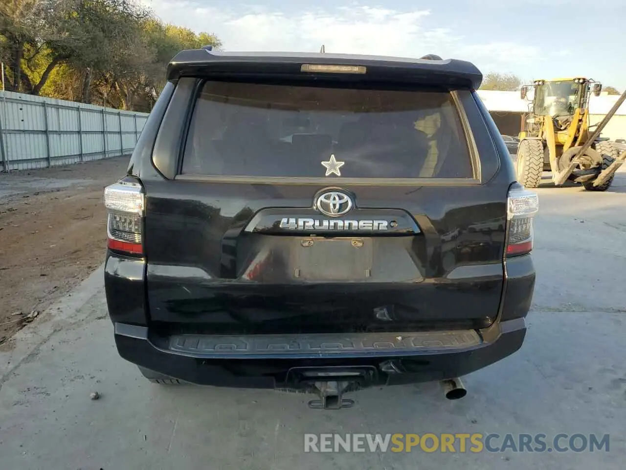 6 Фотография поврежденного автомобиля JTEZU5JRXK5195113 TOYOTA 4RUNNER 2019