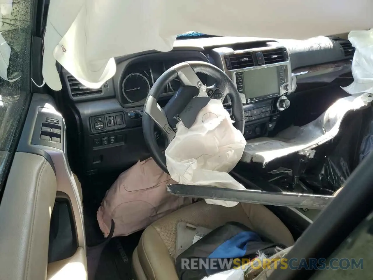 8 Photograph of a damaged car JTEBU5JR0L5770869 TOYOTA 4RUNNER 2020