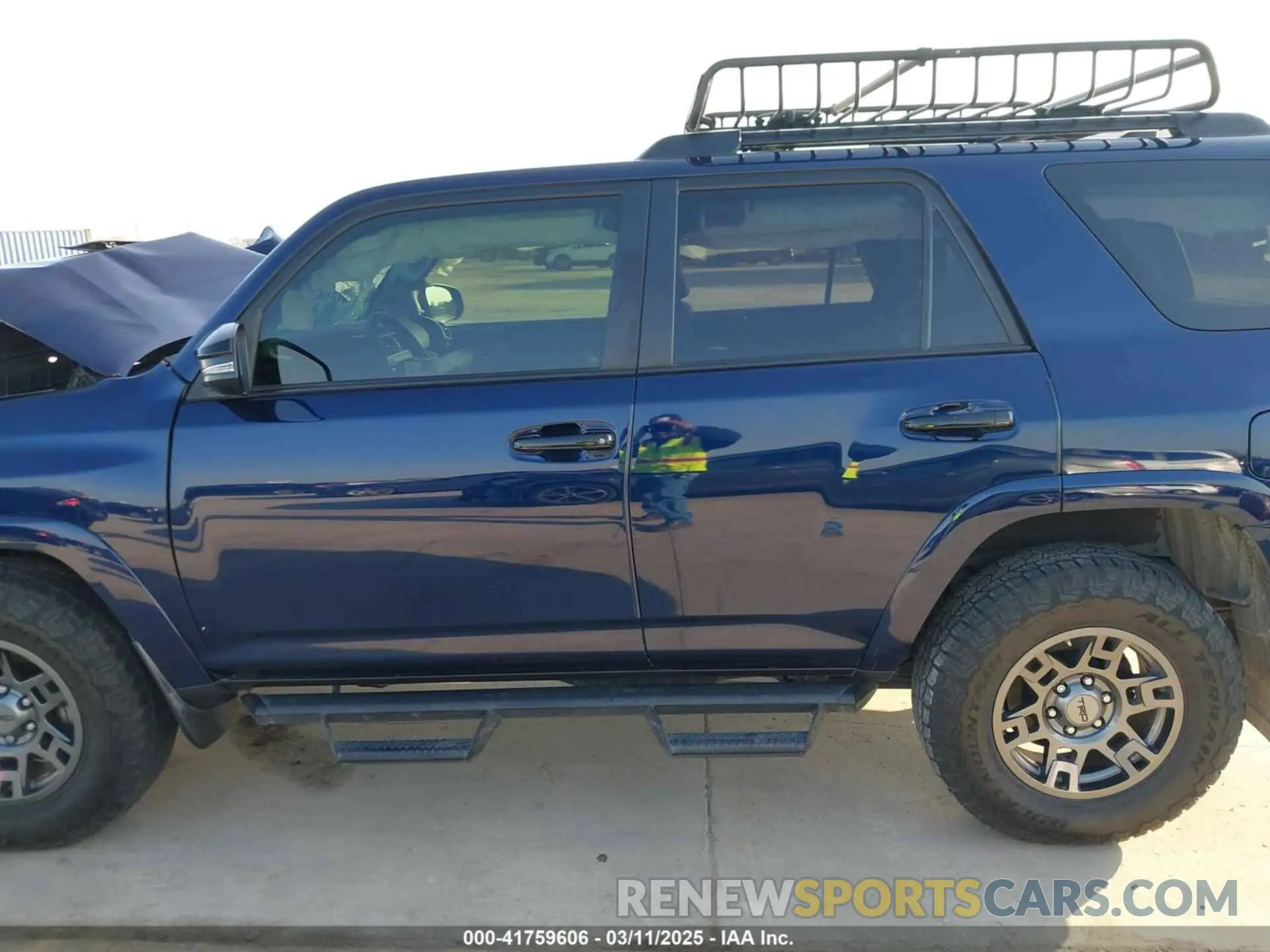 15 Фотография поврежденного автомобиля JTEBU5JR0L5800176 TOYOTA 4RUNNER 2020