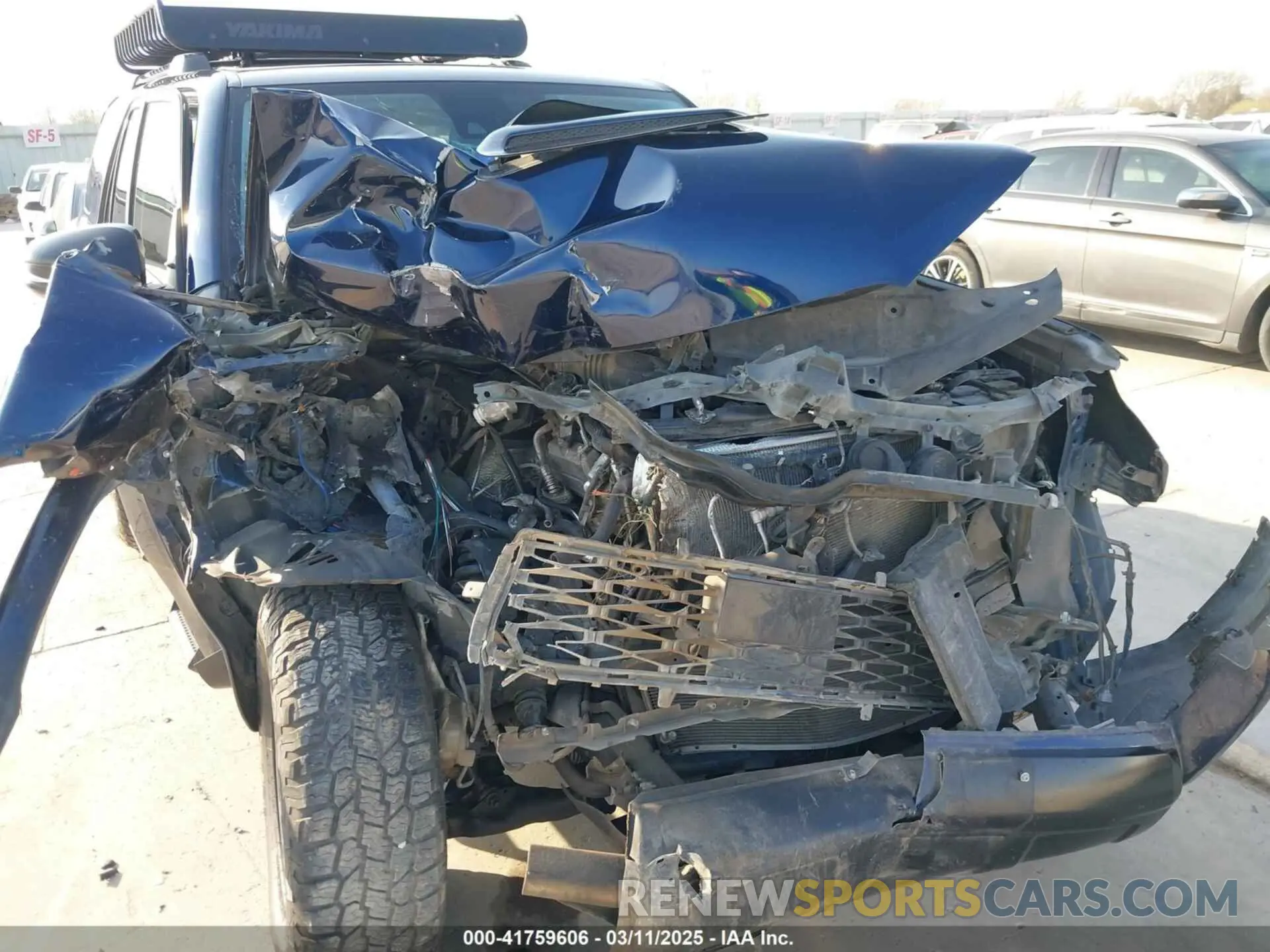 6 Фотография поврежденного автомобиля JTEBU5JR0L5800176 TOYOTA 4RUNNER 2020