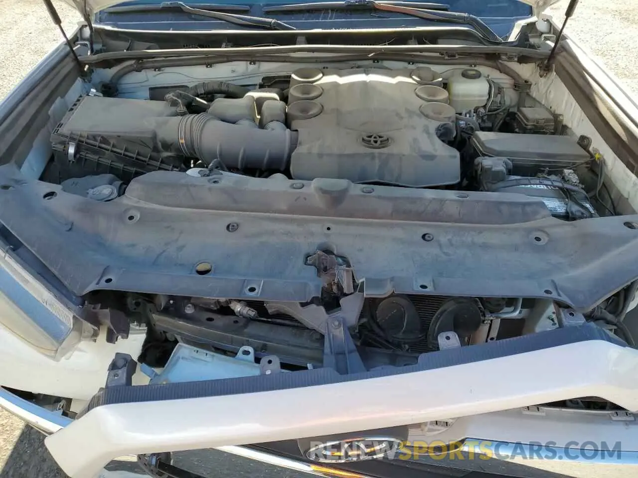 12 Фотография поврежденного автомобиля JTEBU5JR0L5813283 TOYOTA 4RUNNER 2020