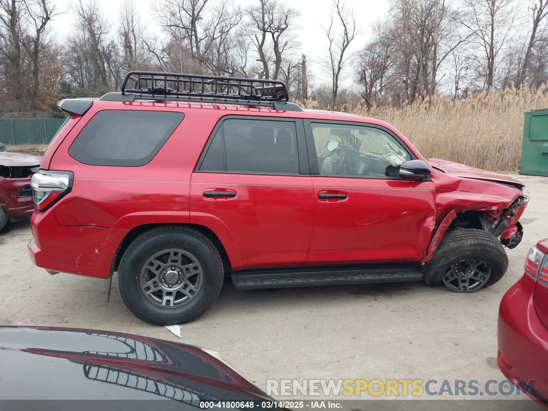 13 Photograph of a damaged car JTEBU5JR1L5783386 TOYOTA 4RUNNER 2020