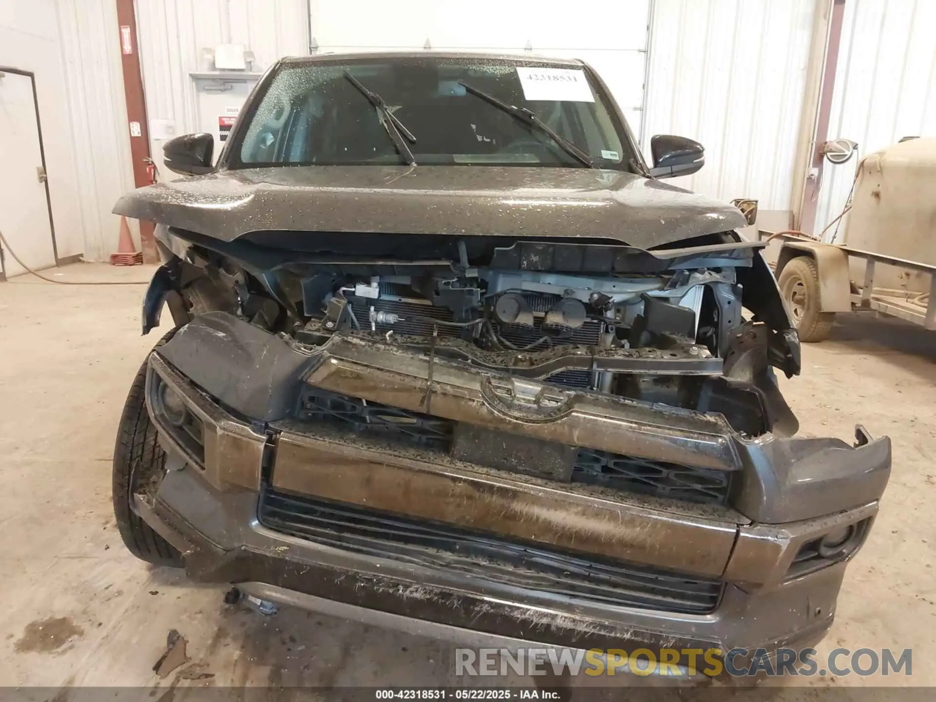6 Photograph of a damaged car JTEBU5JR1L5815852 TOYOTA 4RUNNER 2020
