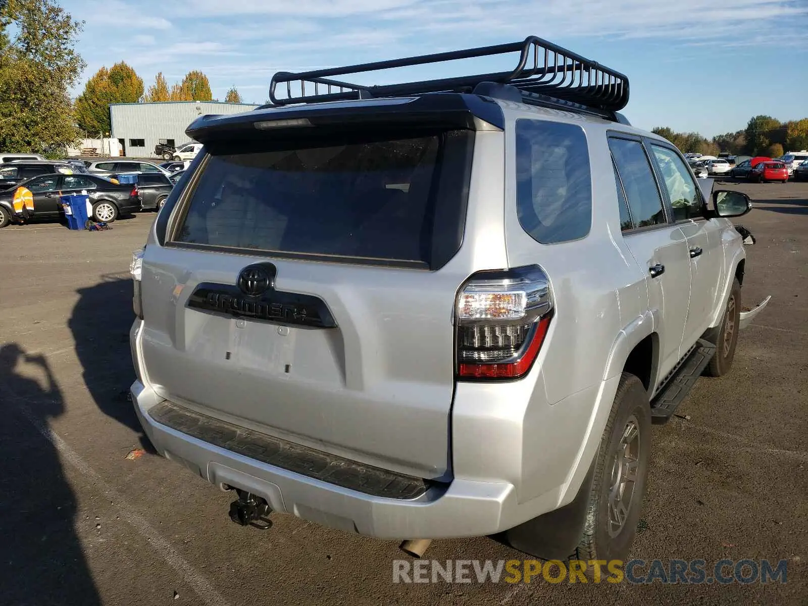 4 Photograph of a damaged car JTEBU5JR1L5825104 TOYOTA 4RUNNER 2020