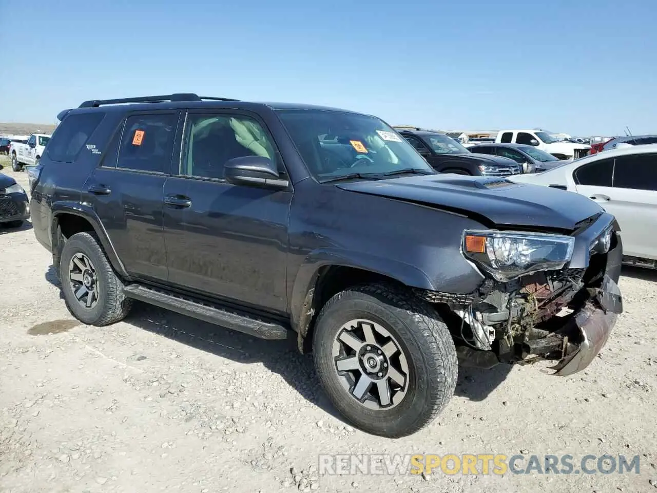 4 Photograph of a damaged car JTEBU5JR1L5833333 TOYOTA 4RUNNER 2020