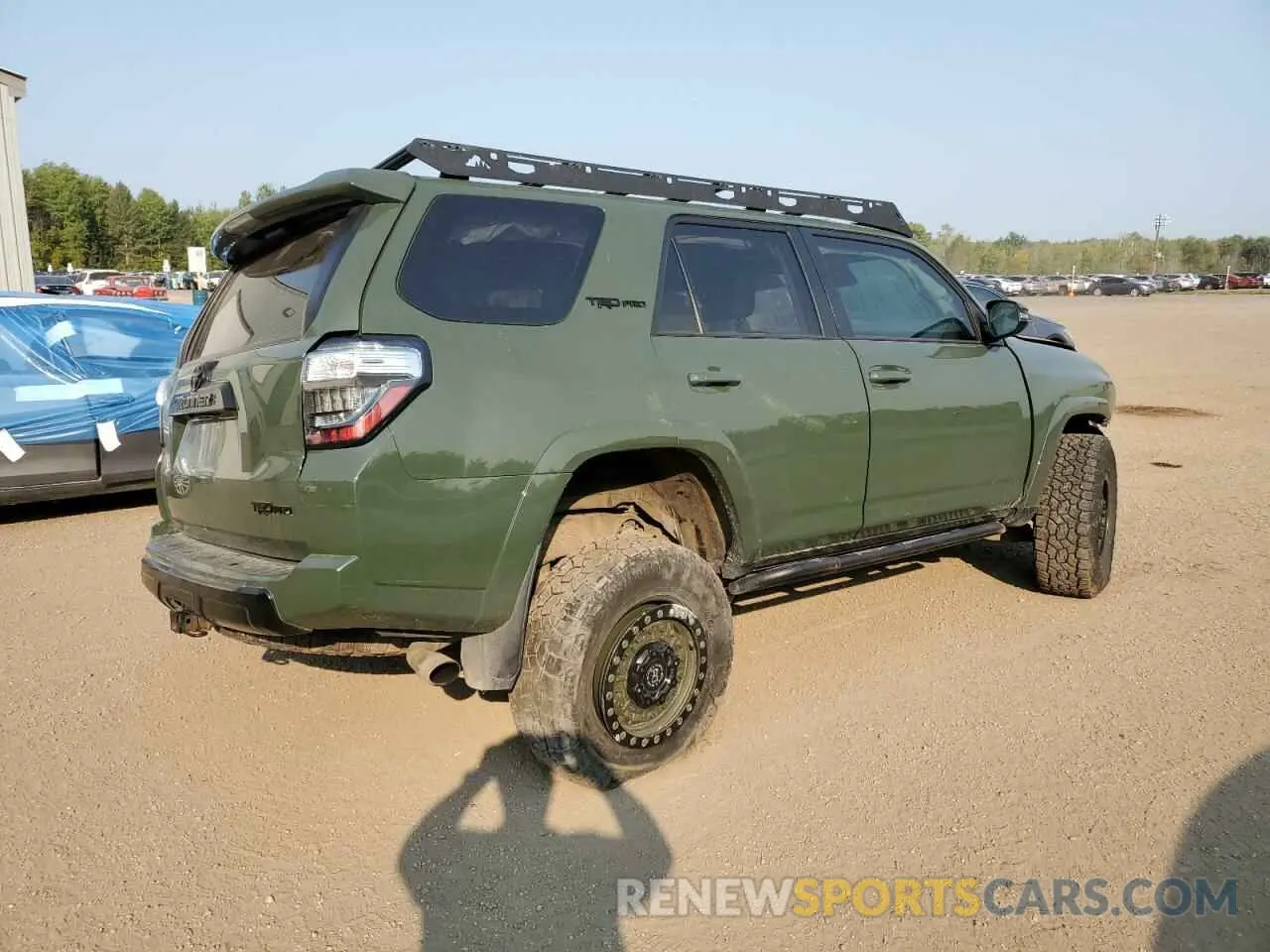 3 Фотография поврежденного автомобиля JTEBU5JR2L5737713 TOYOTA 4RUNNER 2020